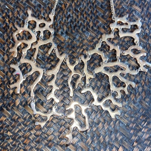 Coral Statement Necklace - Picture 5 of 5